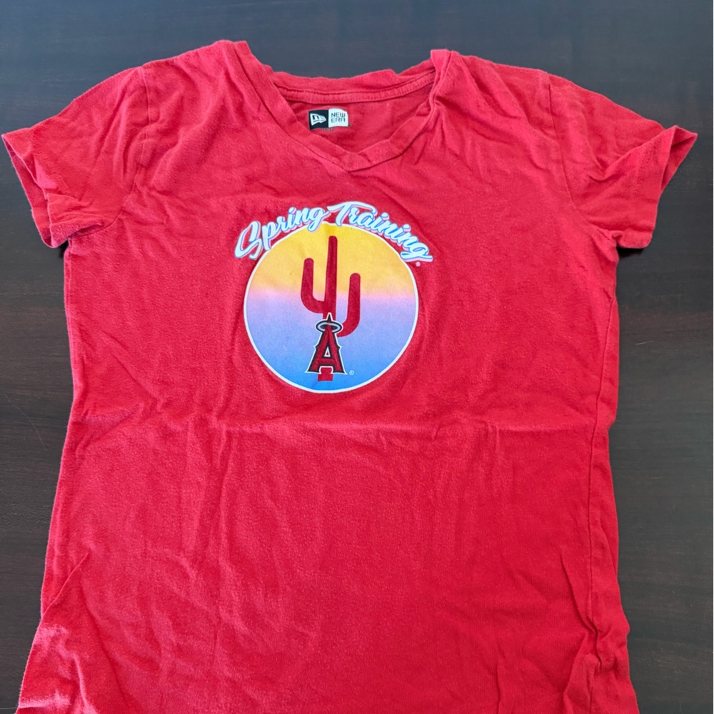 Angels Girls New Era Spring Training Graphic T-Shirt - kids size 10/12.